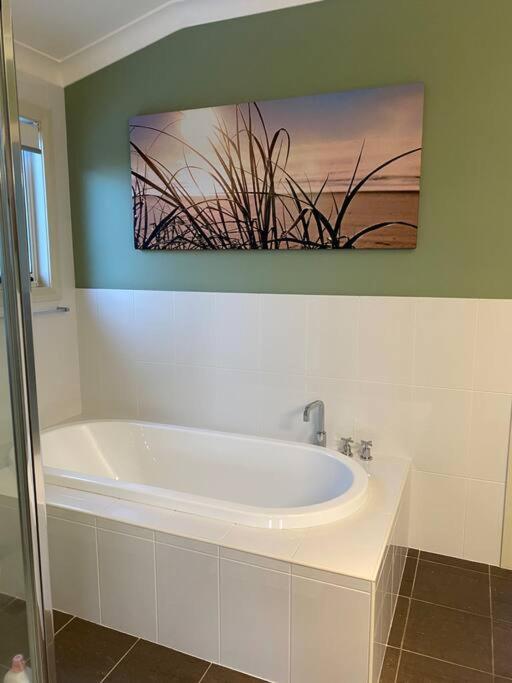 Ocean View Oasis, Coffs Harbour Apartment ภายนอก รูปภาพ