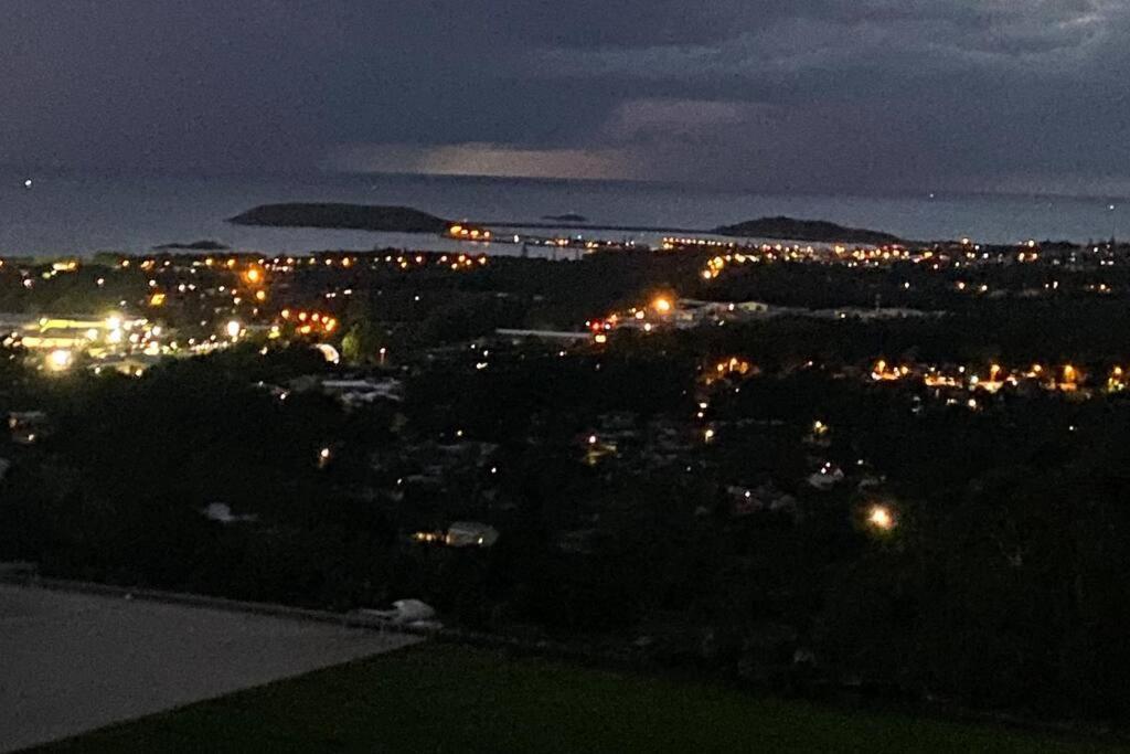 Ocean View Oasis, Coffs Harbour Apartment ภายนอก รูปภาพ
